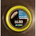 UST - POSE AVEC BG80 JAUNE YONEX
